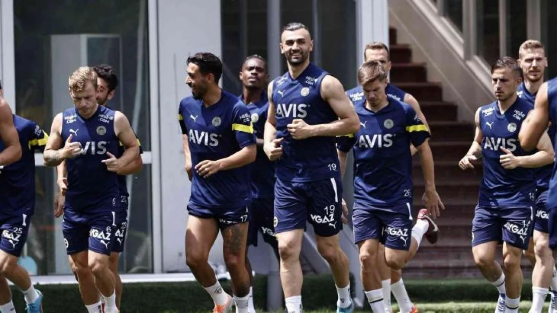 Fenerbahçe'de yeni sezon hazırlıkları devam etti