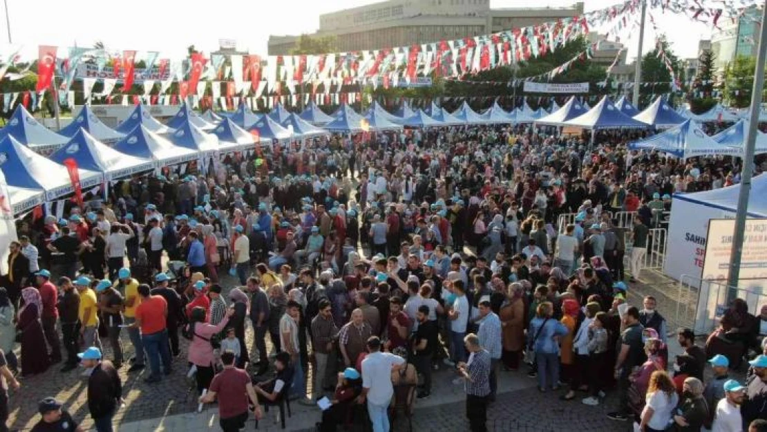 Festival gibi kan bağış kampanyası