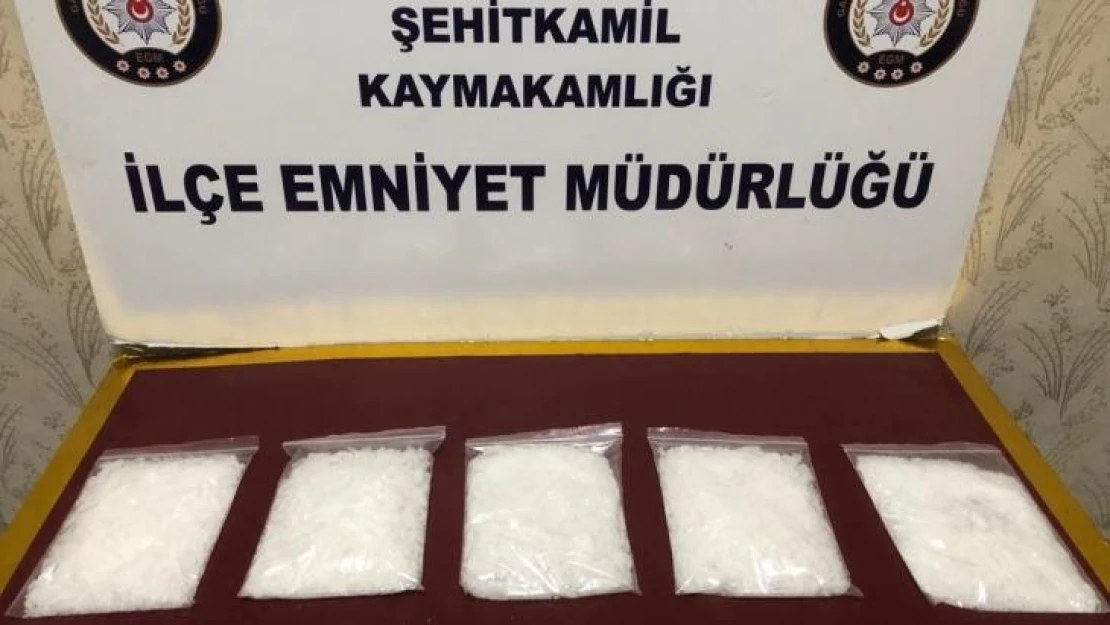 Gaziantep'te 1 kilo metamfetamin ele geçirildi