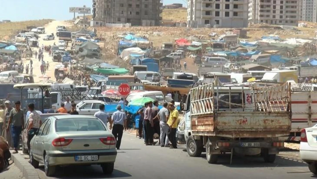 Gaziantep'teki kurban pazarlarında arife günü yoğunluğu