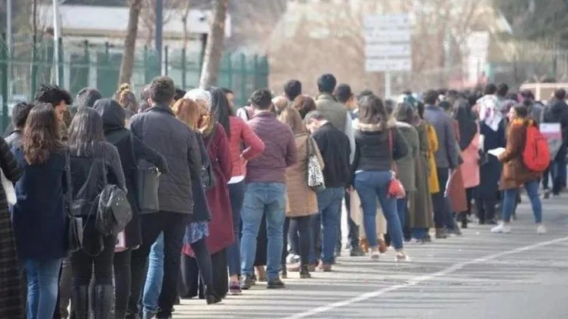 Genç nüfustaki işsizlik oranı yüzde 17,4 oldu