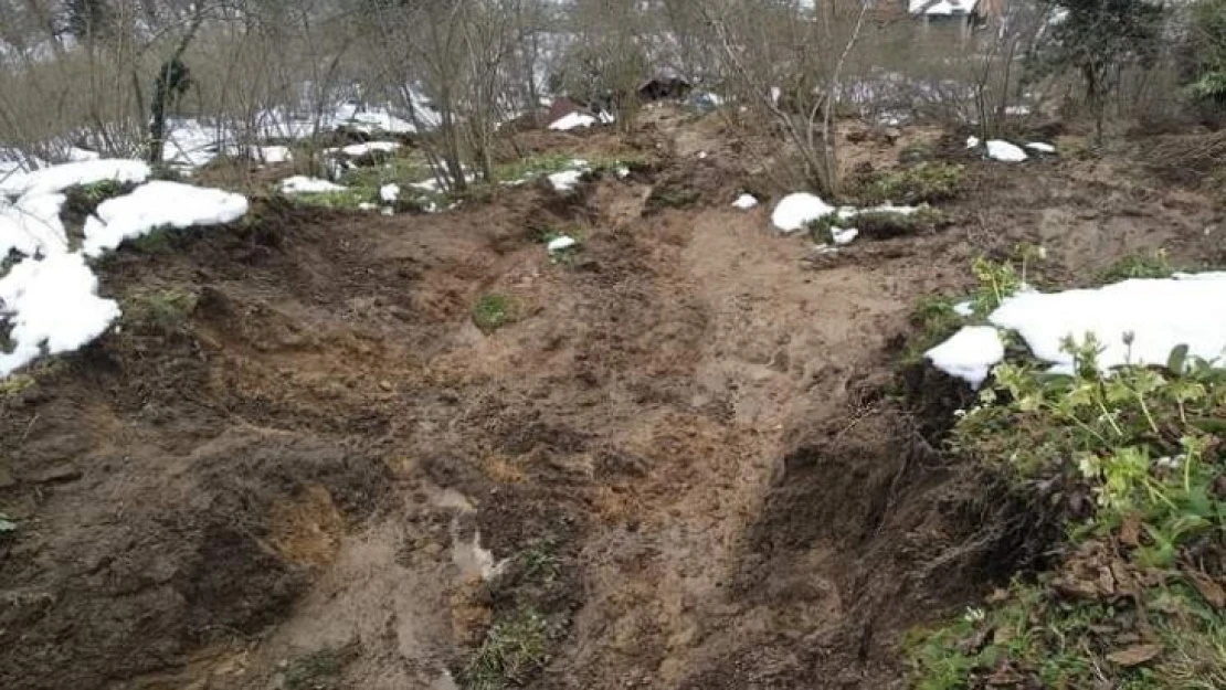 Giresun'un Piraziz ilçesinde heyelan tehdidi