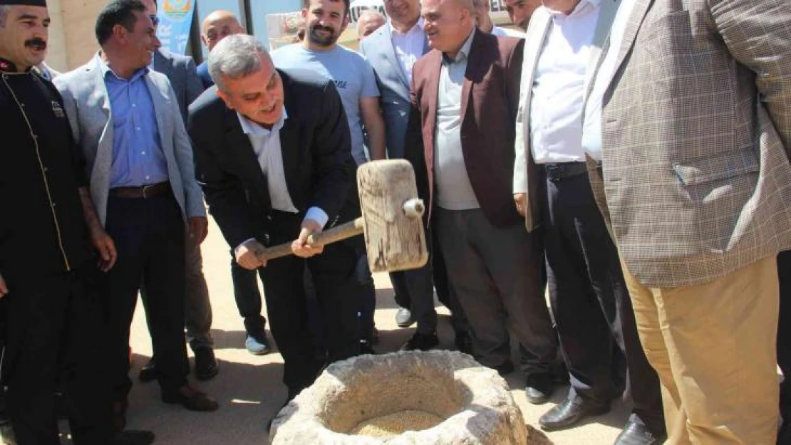 Göbeklitepe'de davullu zurnalı buğday şenliği