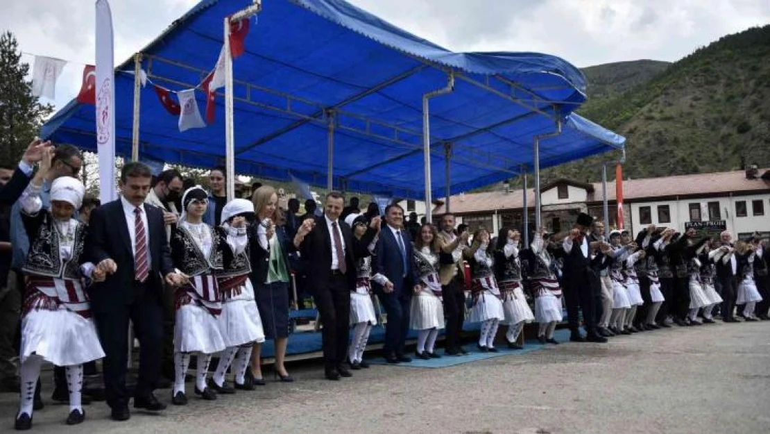 Gümüşhane'de 19 Mayıs'a coşkulu kutlama