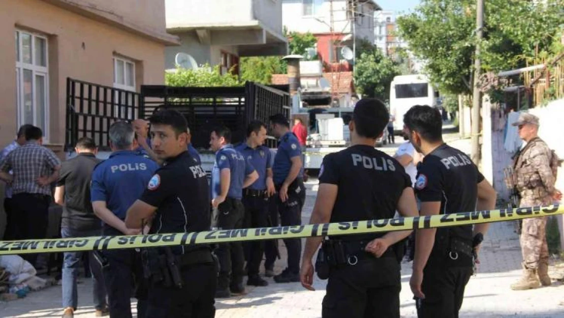 Hatay'da hurdacılar arasında silahlı ve bıçaklı kavga: 15 yaralı