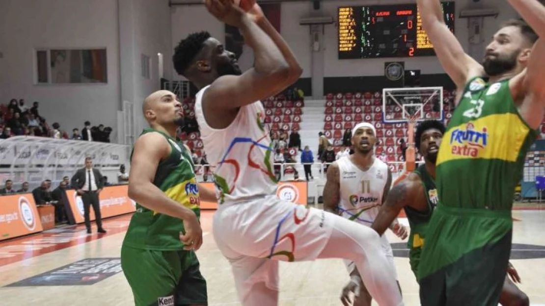 ING Basketbol Süper Ligi: Aliağa Petkimspor: 70 - Bursaspor: 68