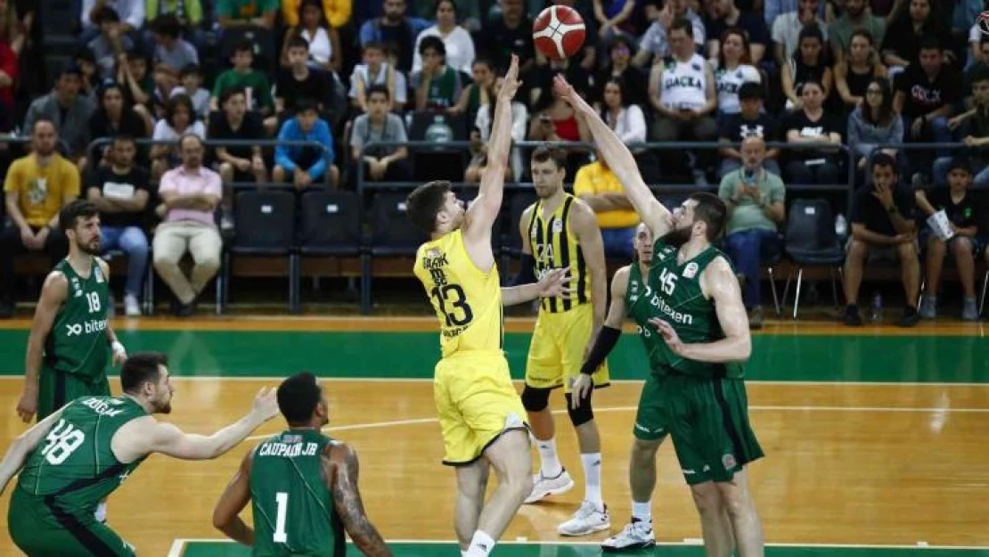 ING Basketbol Süper Ligi'nde ilk finalist Fenerbahçe Beko