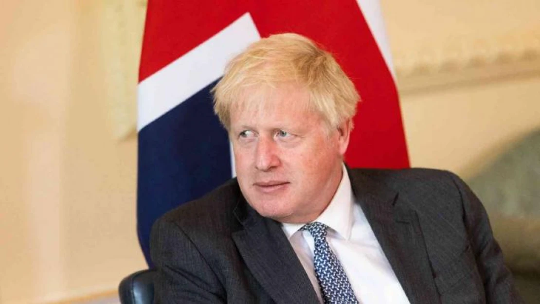 İngiltere Başbakanı Johnson: 'Yaptırımlar, Putin'in savaş makinesi kalbini vuracak'