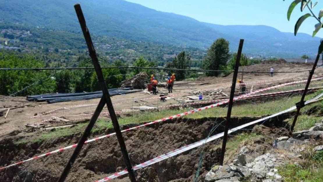 İnşaat çalışmaları sırasında zeminin kaydığı iddiası