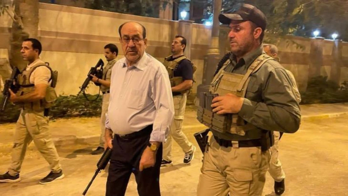 Irak'ta eski Başbakan el-Maliki'nin silahlı fotoğrafları gündem oldu