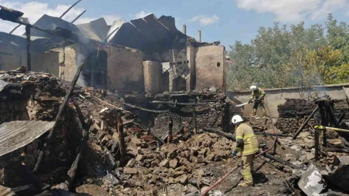 Isparta'da yaşlı kadın evinde çıkan yangında hayatını kaybetti