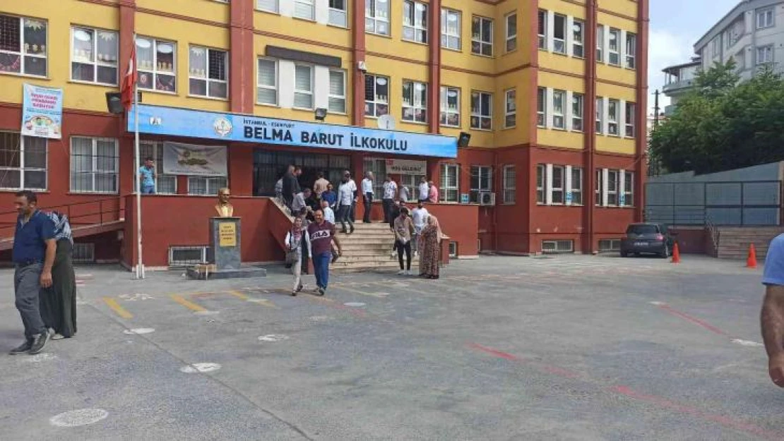 İstanbul'da 9 mahalle, muhtarını seçmek için sandık başına gitti