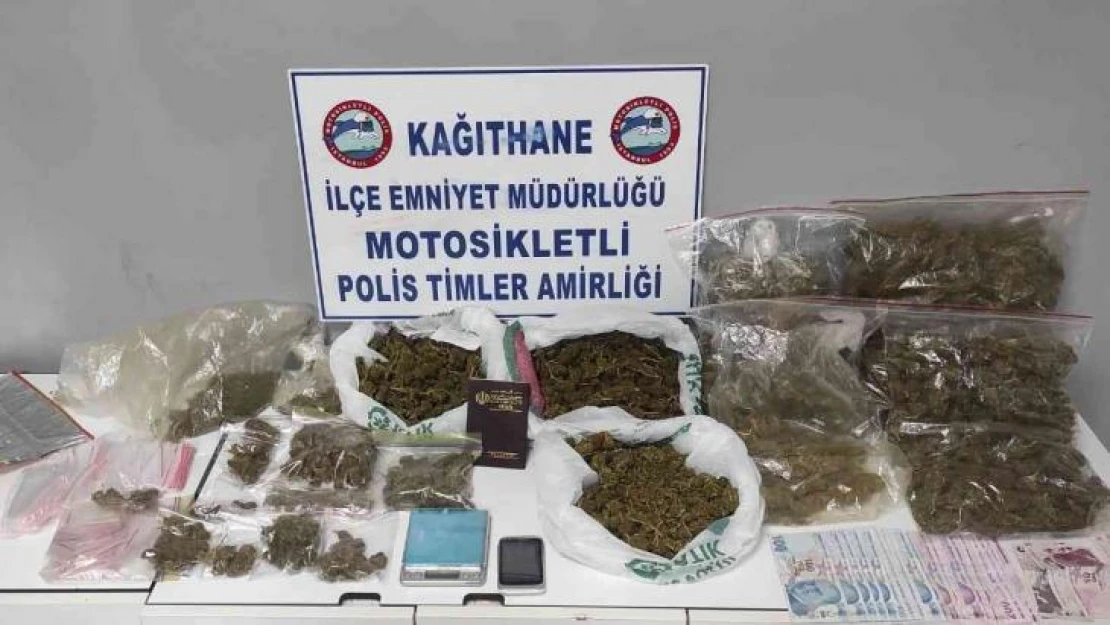 İstanbul'da cips paketinde uyuşturucu satışına operasyon: 3.5 kilo marihuana ele geçirildi