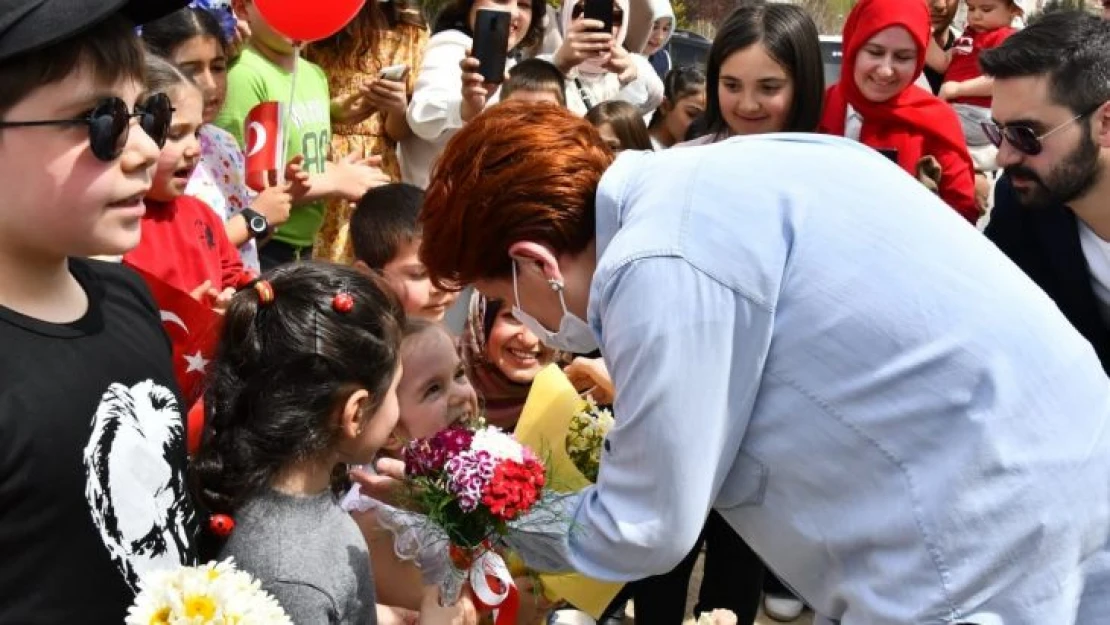 İYİ Parti Genel Başkanı Akşener, çocuk şenliğine katıldı