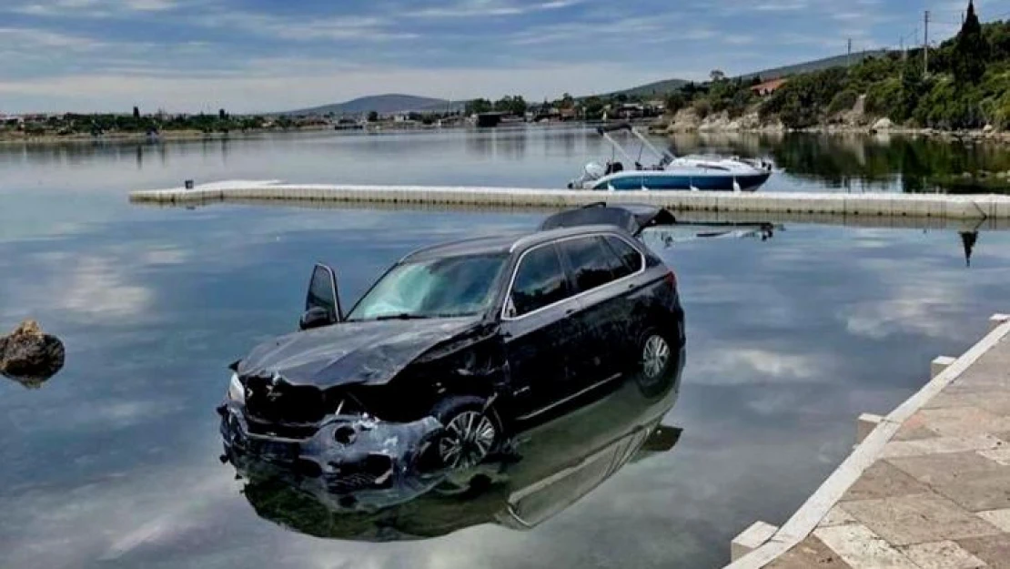 İzmir'de sır olay: Kaza yapan araç denize uçtu, cesedi başka yerde bulundu