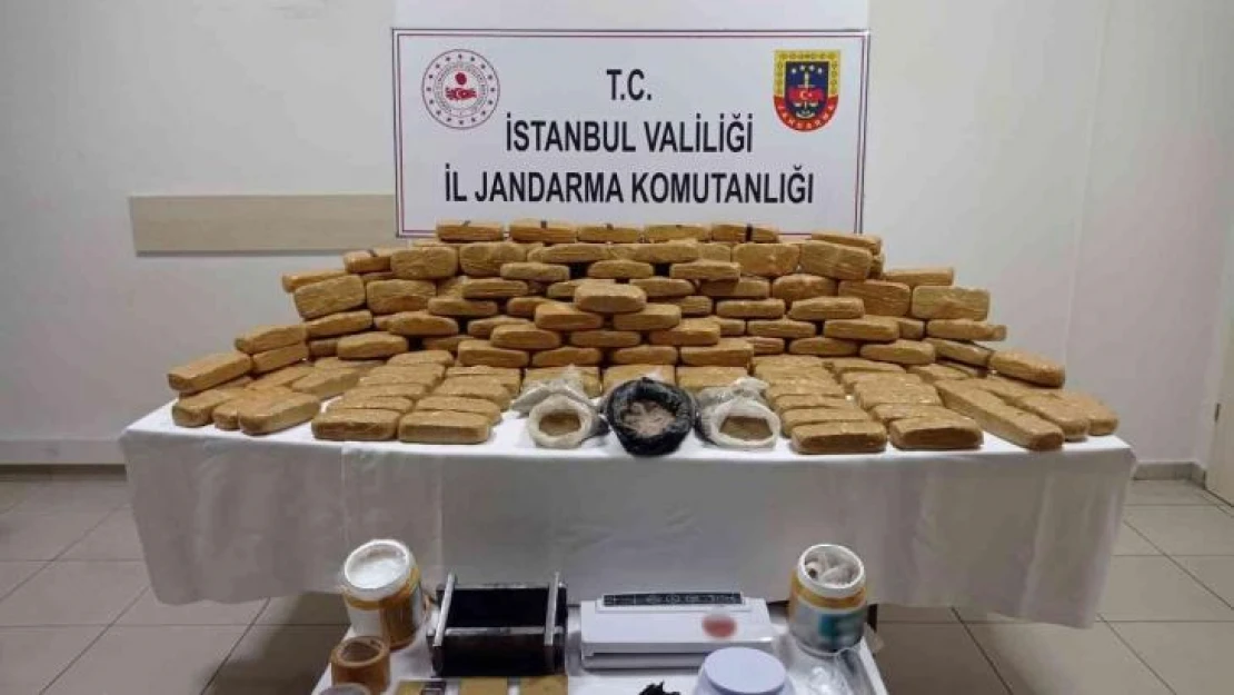 Jandarma 125 kilo uyuşturucu madde ele geçirildi