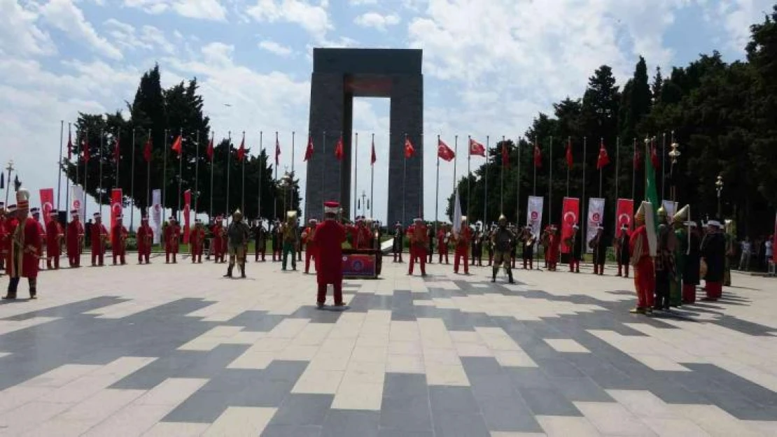 Jandarma Mehteran Takımı Şehitler Abidesi'nde