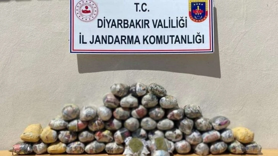 Jandarma uyuşturucuya geçit vermedi