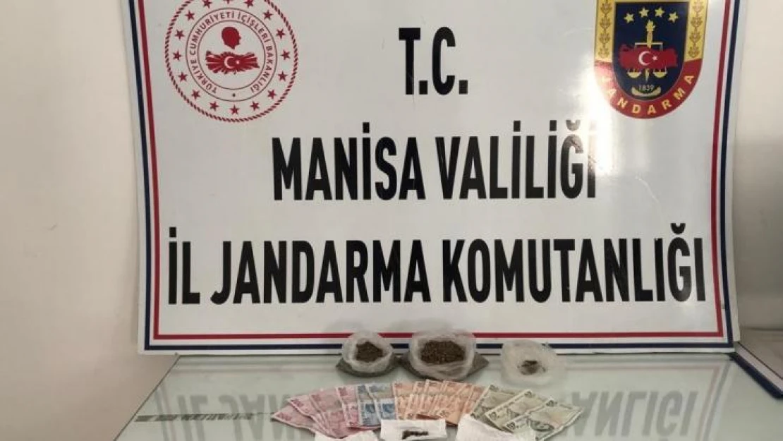 Jandarma uyuşturucuya geçit vermiyor