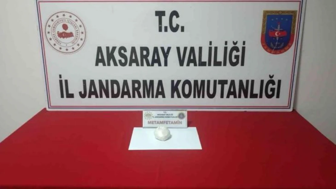 Jandarmadan uyuşturucu tacirine suçüstü