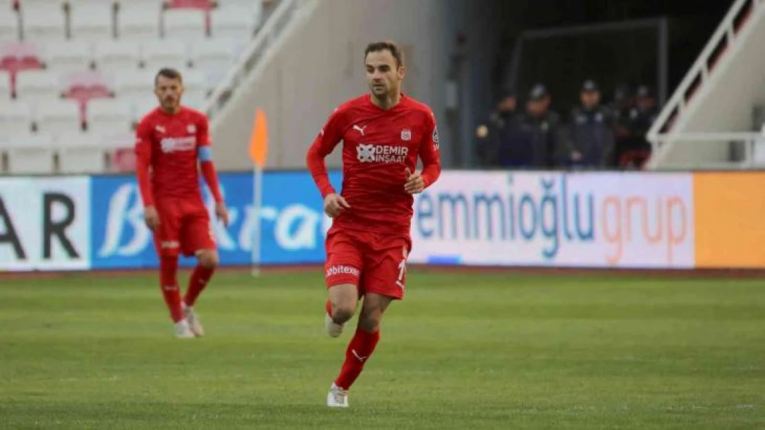 Jorge Felix gol sayısını 3'e çıkardı