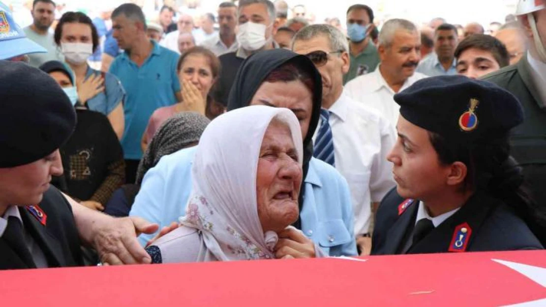 Kanserden hayatını kaybeden teğmen son yolculuğuna uğurlandı