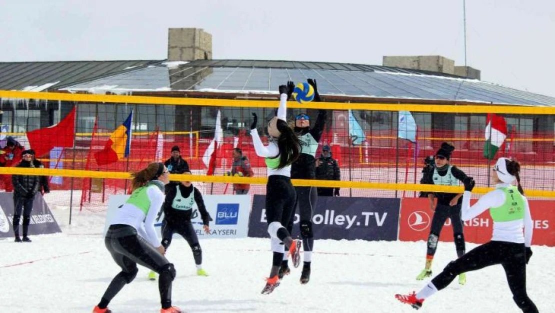 Kar Voleybolu Avrupa Kupası'nda Türkiye kadınlarda şampiyon oldu