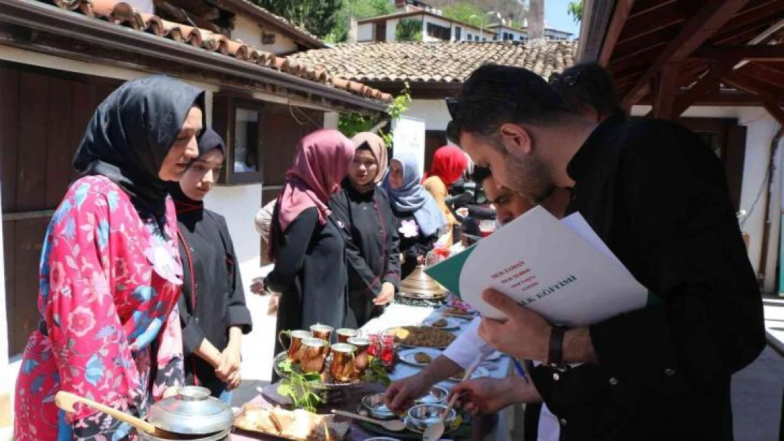 Karabük Lezzet Şenlikleri yemek yarışması ile devam etti