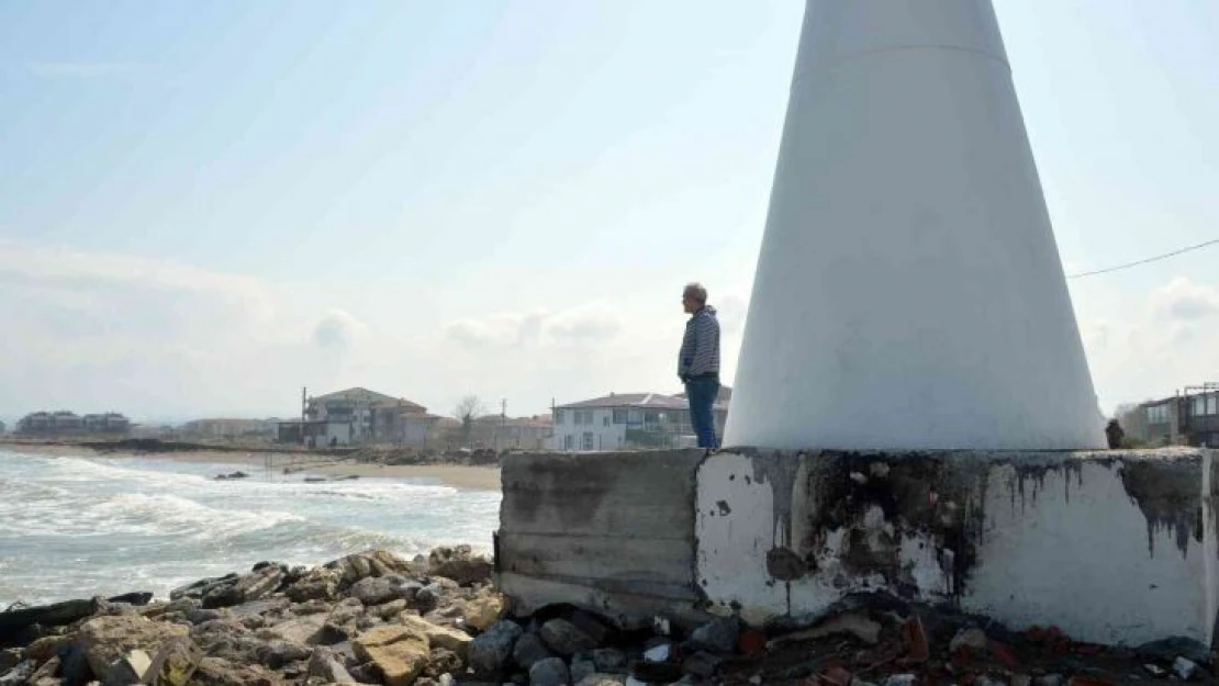 Karadeniz'in parça parça yuttuğu ilçede erozyon giderek artıyor