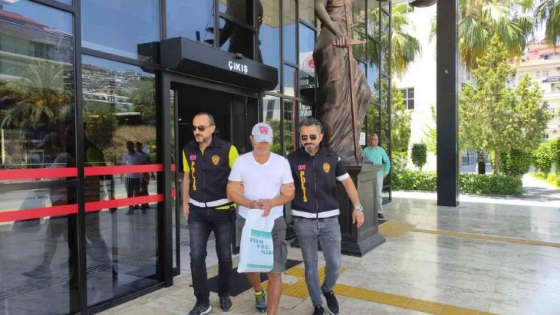 Kasten öldürme suçundan aranan firari Alanya'da yakalandı