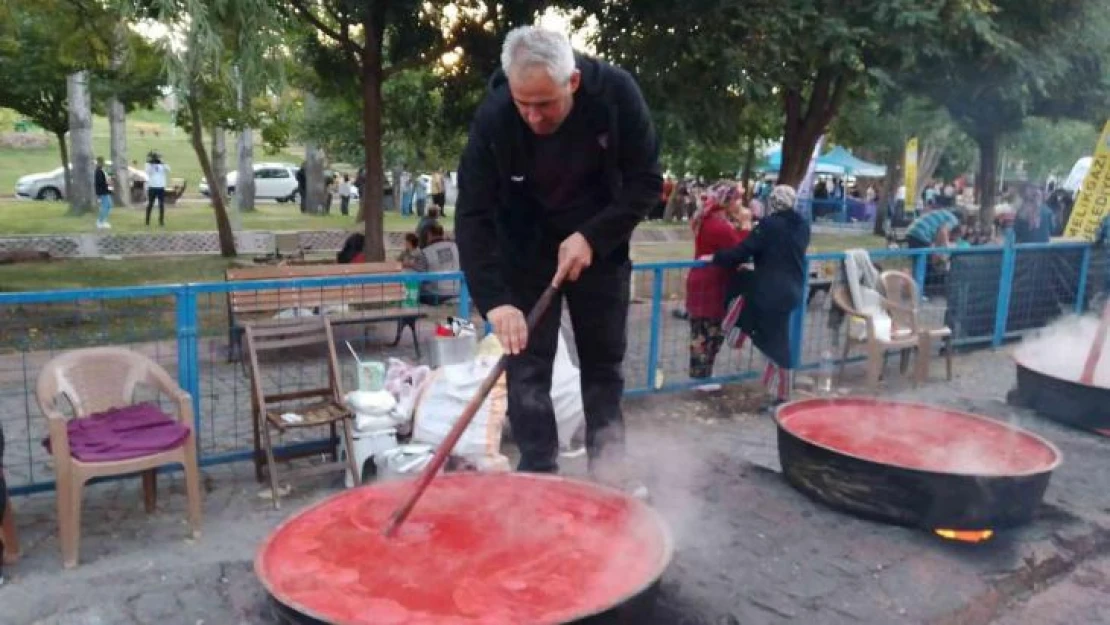 Kayseri'de salça ile vatandaşlar ev ekonomisine katkı sağlıyor