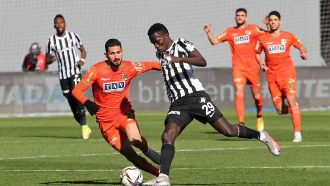 Khaly Thiam'dan Altay'a veda