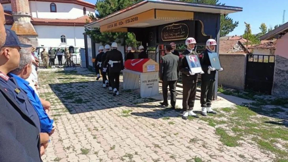 Kıbrıs gazisi son yolculuğuna uğurlandı