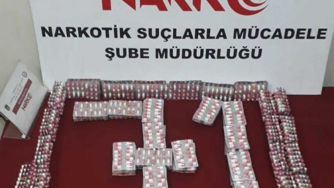 Kırıkkale'de 2 bin 520 adet sentetik ecza geçirildi: 2 tutuklama