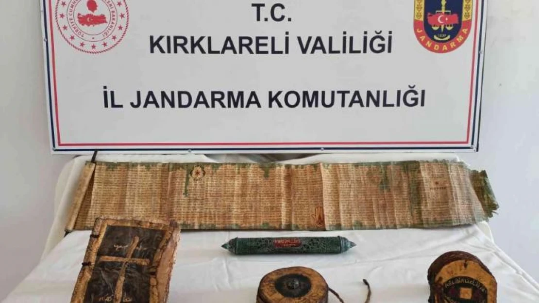 Kırklareli'de Hristiyanlığın erken dönemine ait İncil ve Tevrat bulundu