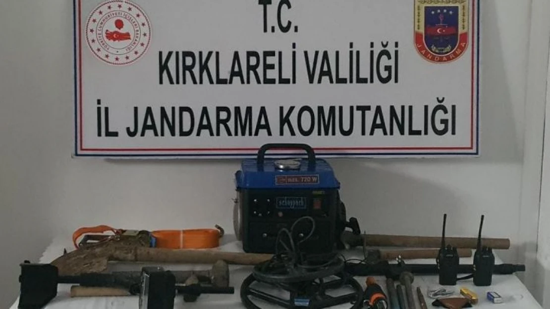 Kırklareli'nde izinsiz kazı yapan 3 şüpheli yakalandı