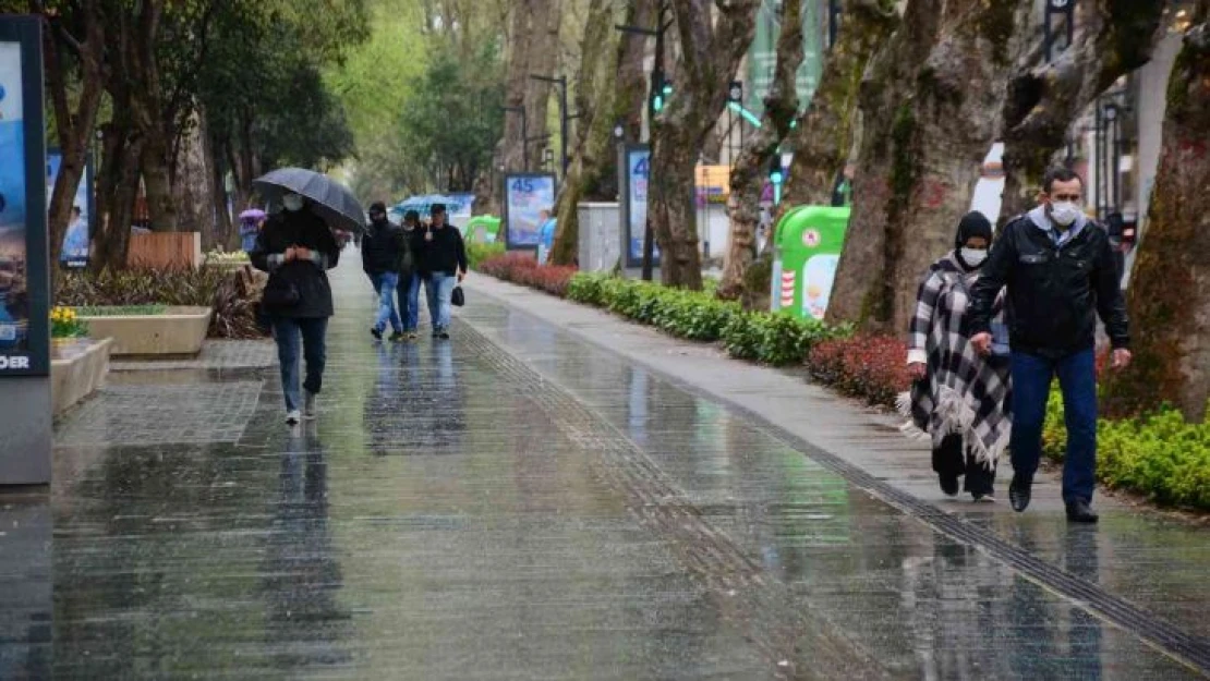 Kocaeli yağmurla güne uyandı