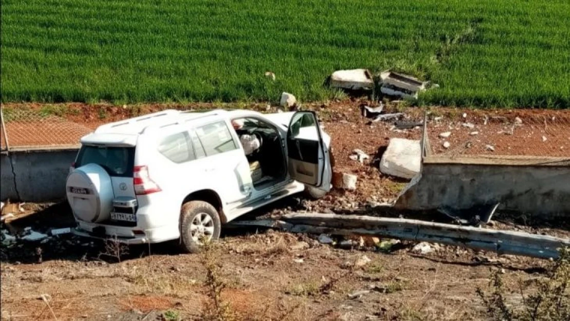 Kontrolden çıkan İran plakalı araç şarampole devrildi: 4 yaralı