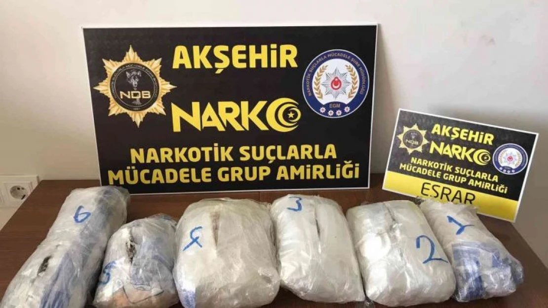 Konya'da aracın stepnesinde 3 kilo 130 gram esrar ele geçirildi