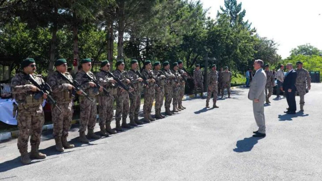 Konya PÖH timleri törenle Suriye'ye uğurlandı