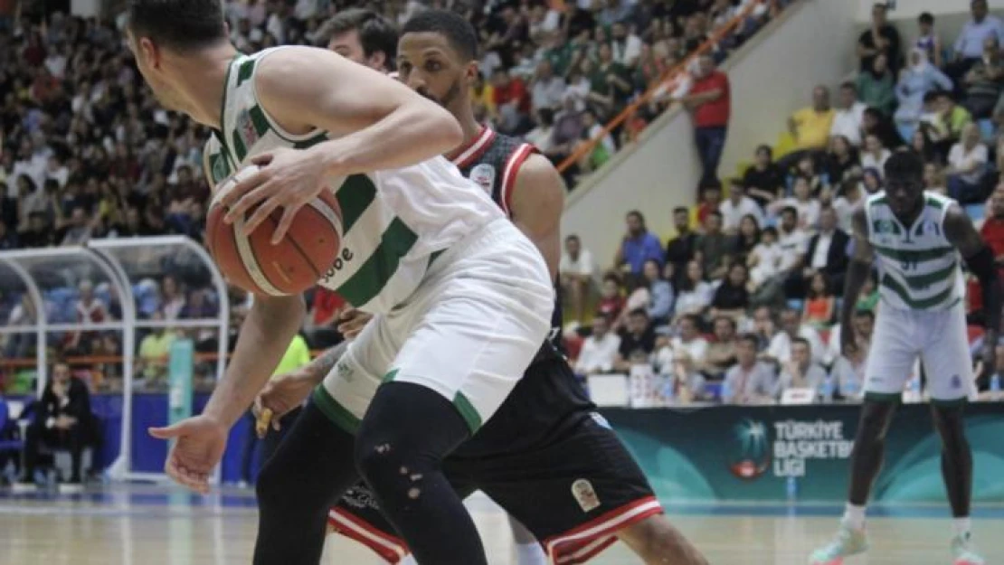 Konyaspor Basketbol final serisinde 2-1 öne geçti