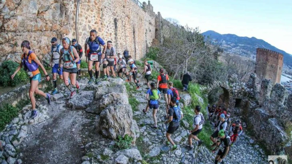 Koşucular, Alanya'nın en güzel noktalarından geçecek