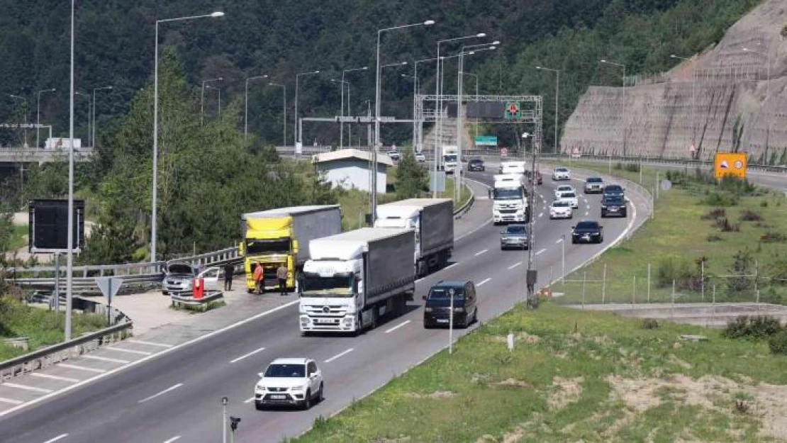 Kurban Bayramı tatiline erken çıkanlar Bolu Dağı'nda yoğunluk oluşturdu