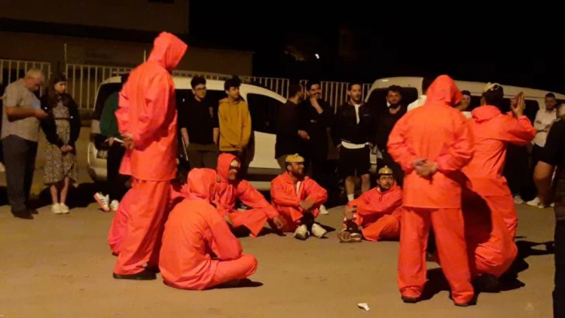 La Casa De Papel'li çiftetelli