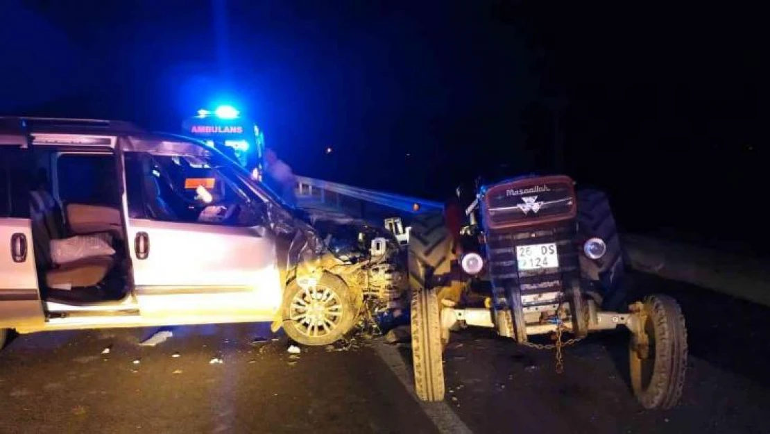 Malatya'da üç aracın karıştığı kazada 6 kişi yaralandı