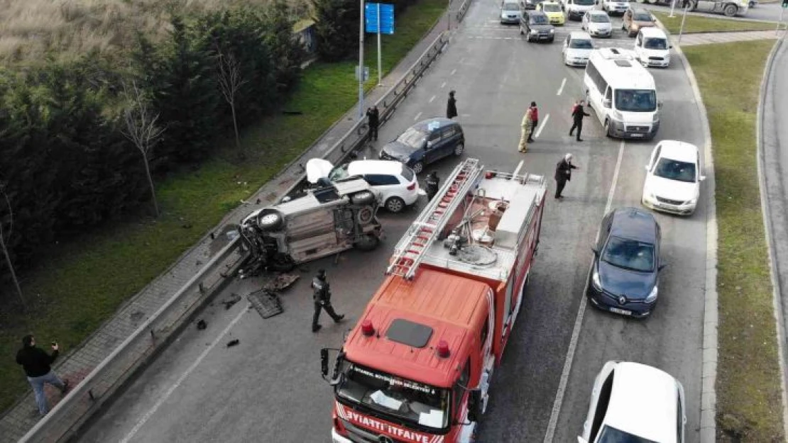 Maltepe'de aşırı hız ortalığı savaş alanına çevirdi: 5 yaralı