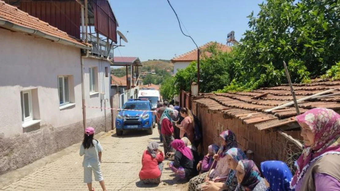 Manisa'da vahşet: Karı koca bıçaklanarak öldürülmüş halde bulundu