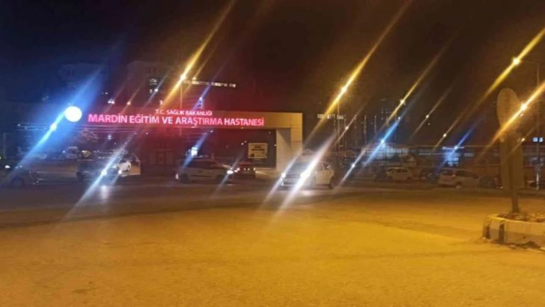 Mardin'de minibüsünün altında kalan çocuk hayatını kaybetti