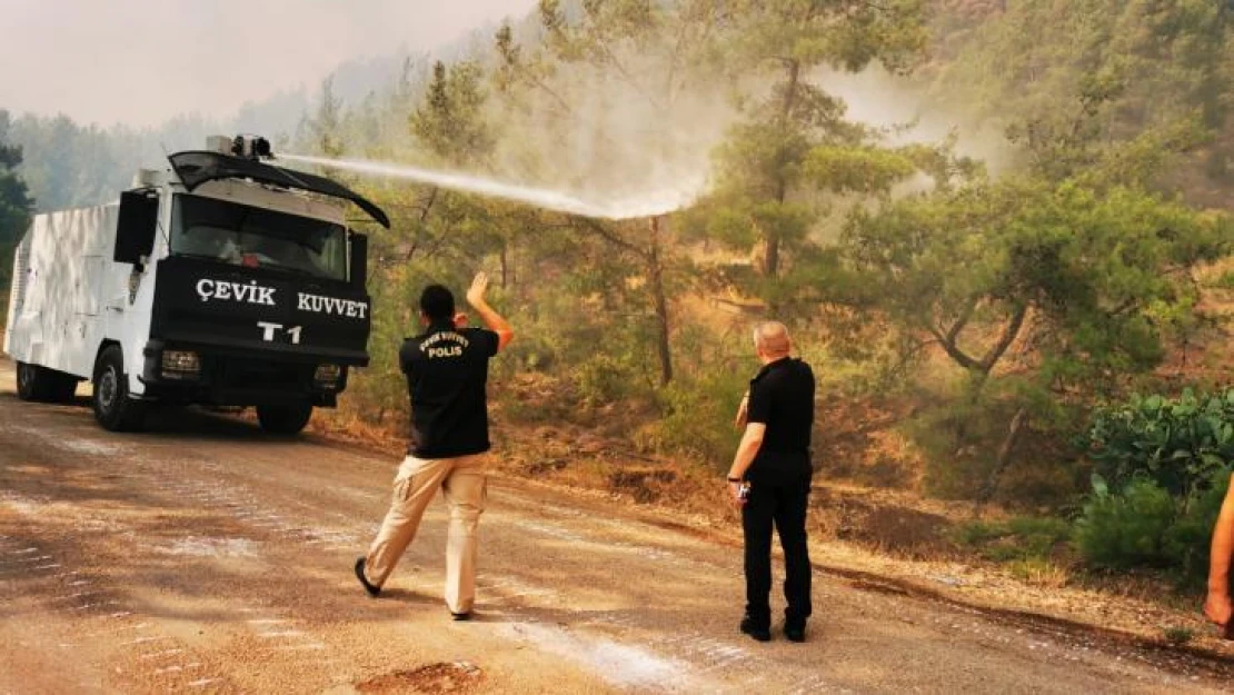 Marmaris'te TOMA'lar iş başında