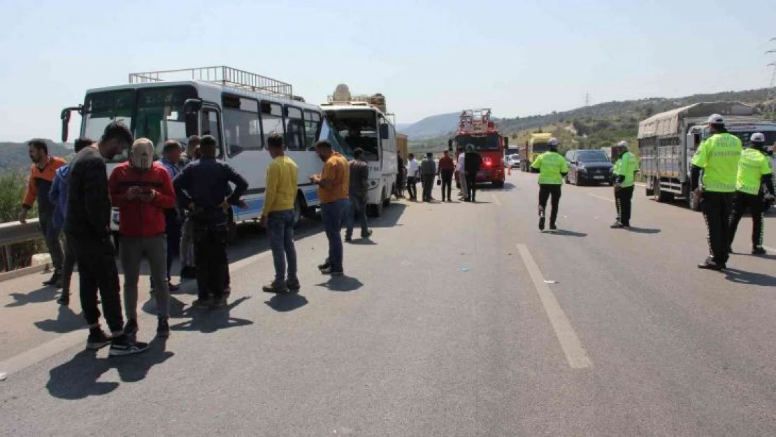 Mersin'de otobanda zincirleme kaza: 1'i ağır 7 yaralı